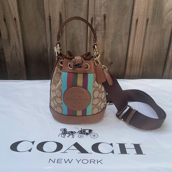Coach C5639 DEMPSEY DRAWSTRING BUCKET 15 HANDBAG - Picture 1 of 7